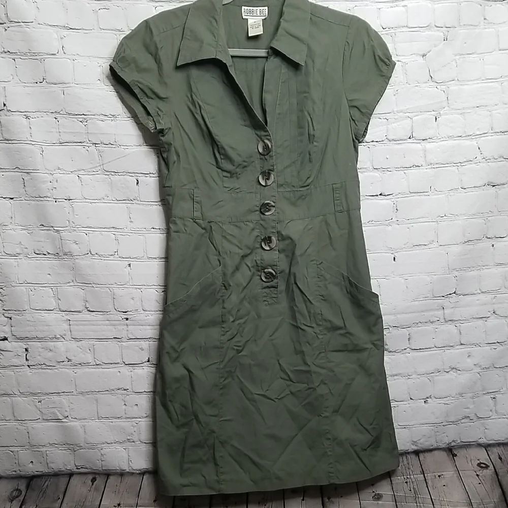 Robbie Bee Army Green Cap Sleeve 100% Cotton Snap Closure dress size 6 GUC - Picture 1 of 4